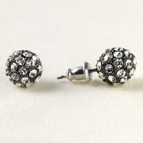 Stella & Dot | Glimmering Rhinestone Soirée Silver Pave+Hematite Stud Earring - Picture 7 of 9